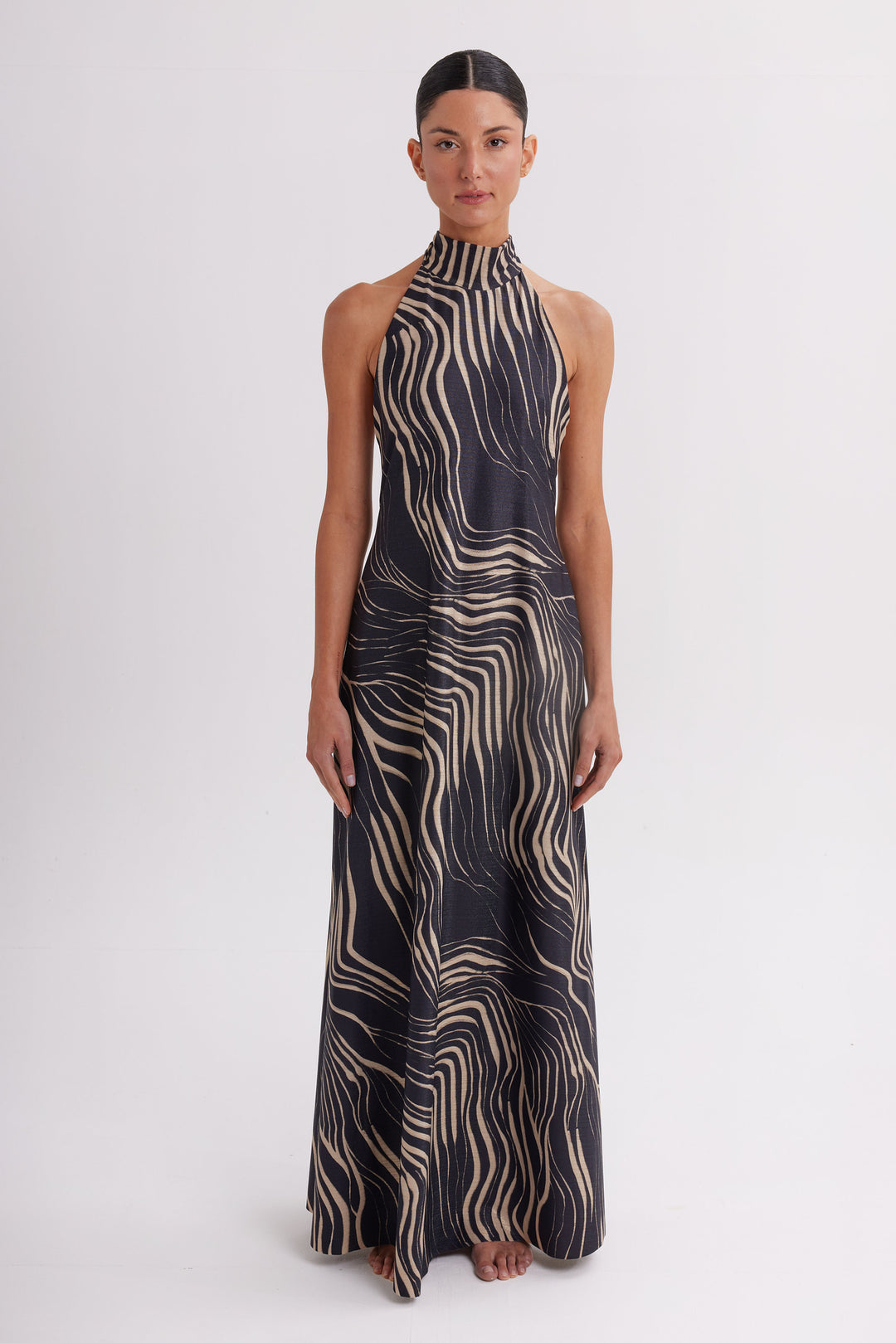 MAR DE LUA Aradia Dress – Black Printed Halter Maxi Dress – WOAHCO