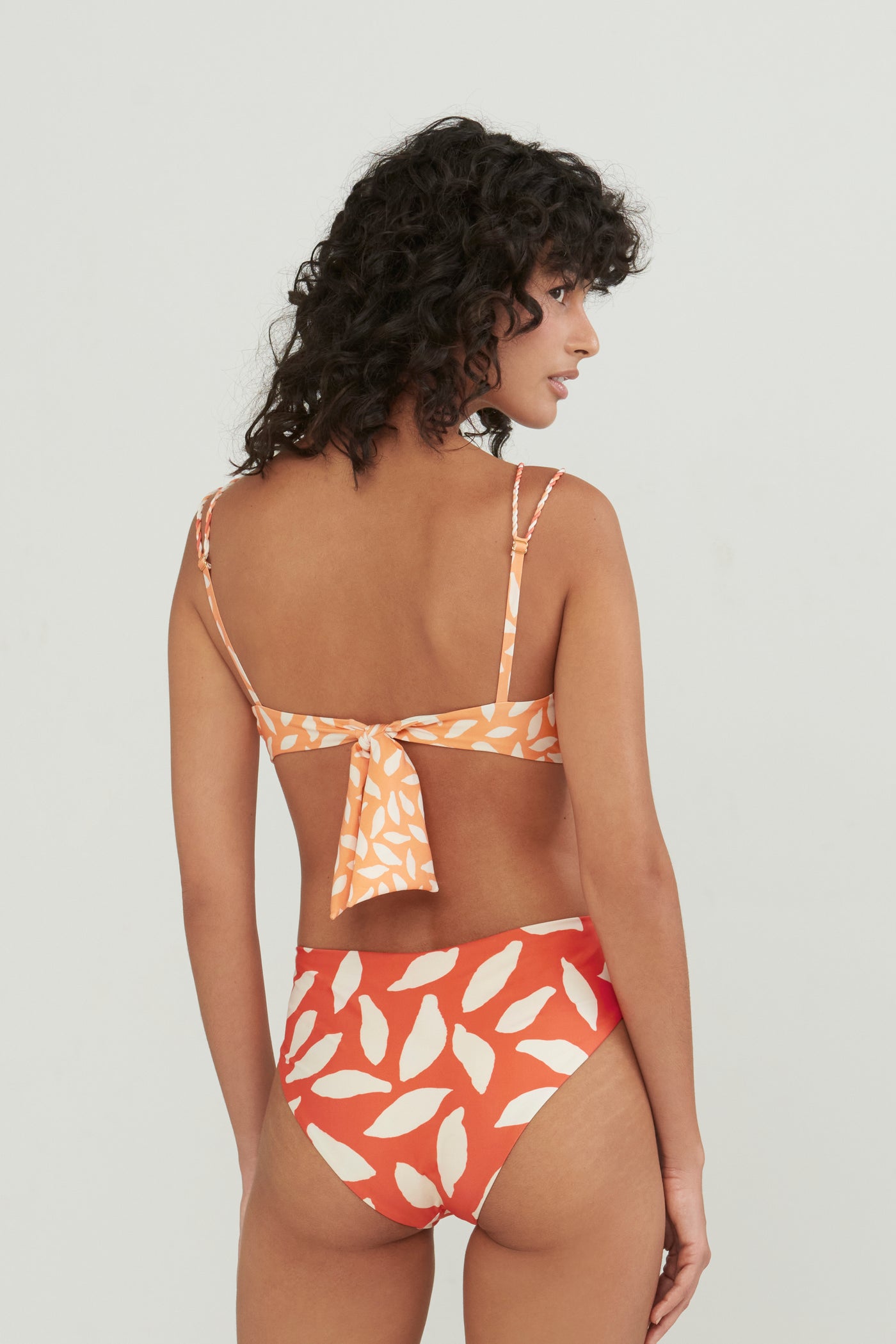 Carmin Vivi One Piece